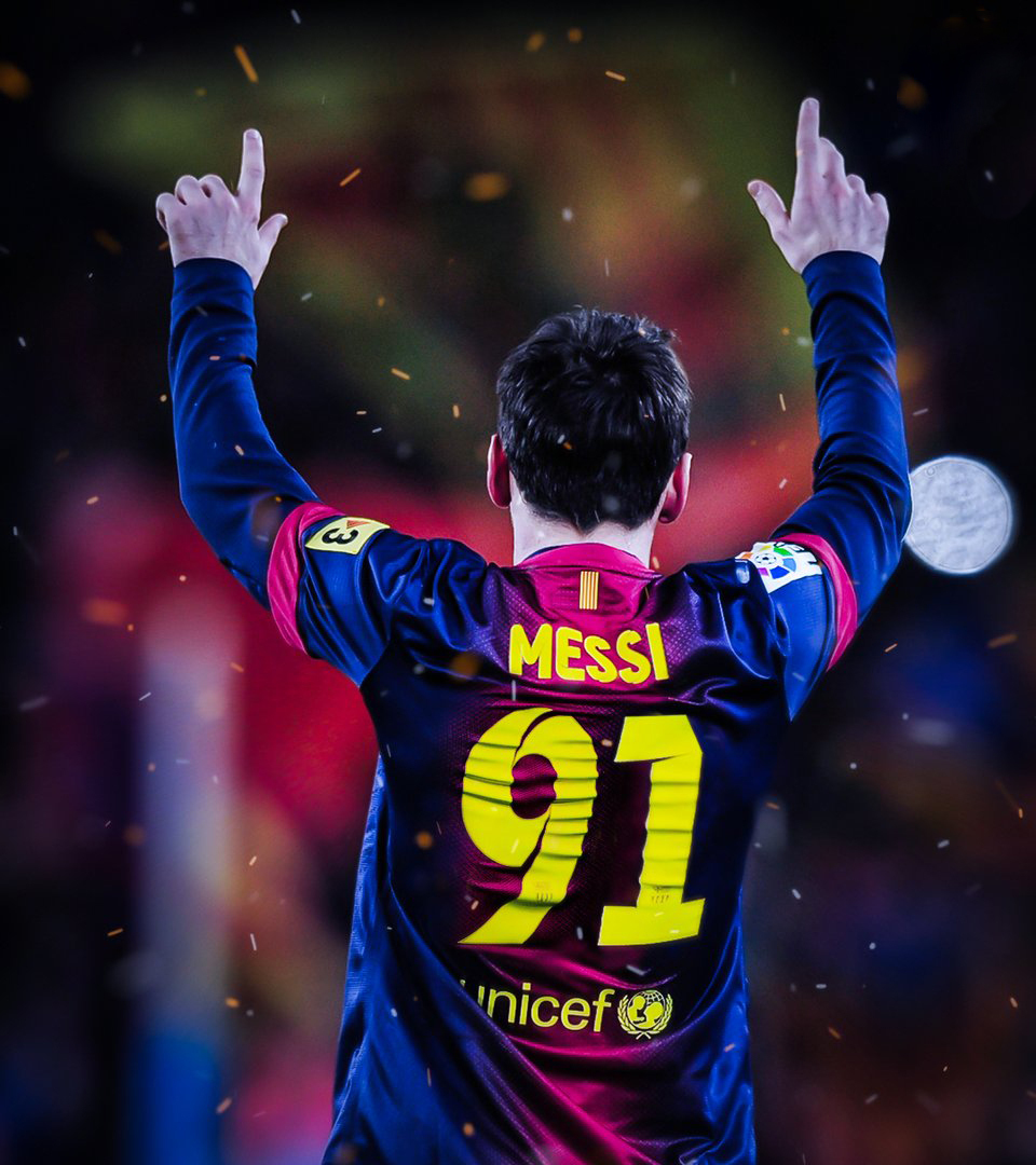 德容：不应该再和上赛季比较了，上赛季我们也没拿到欧冠冠军（德容：本季不必再拿上季作比较，上季我们也未能夺得欧冠）