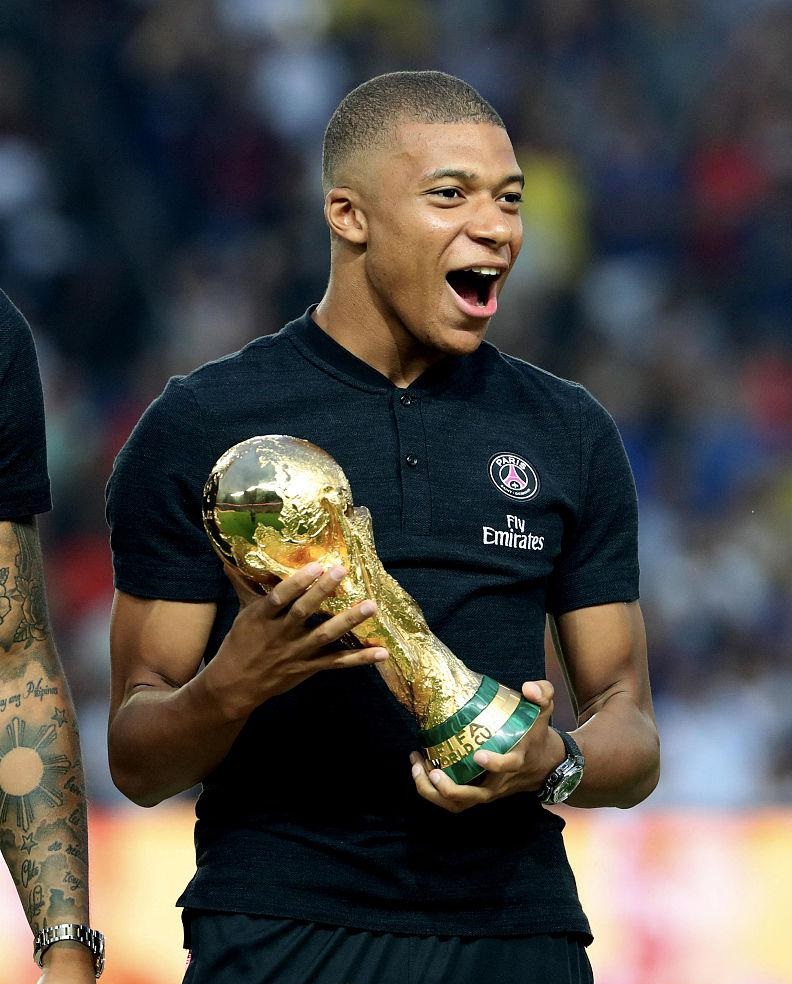 阿莱格里电话指挥后，米兰火速扳回一城