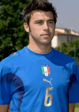 官方：中超俱乐部单财年支出不得超出6亿，外援最多300万欧（中超新规：俱乐部年度支出封顶6亿元，外援上限300万欧）