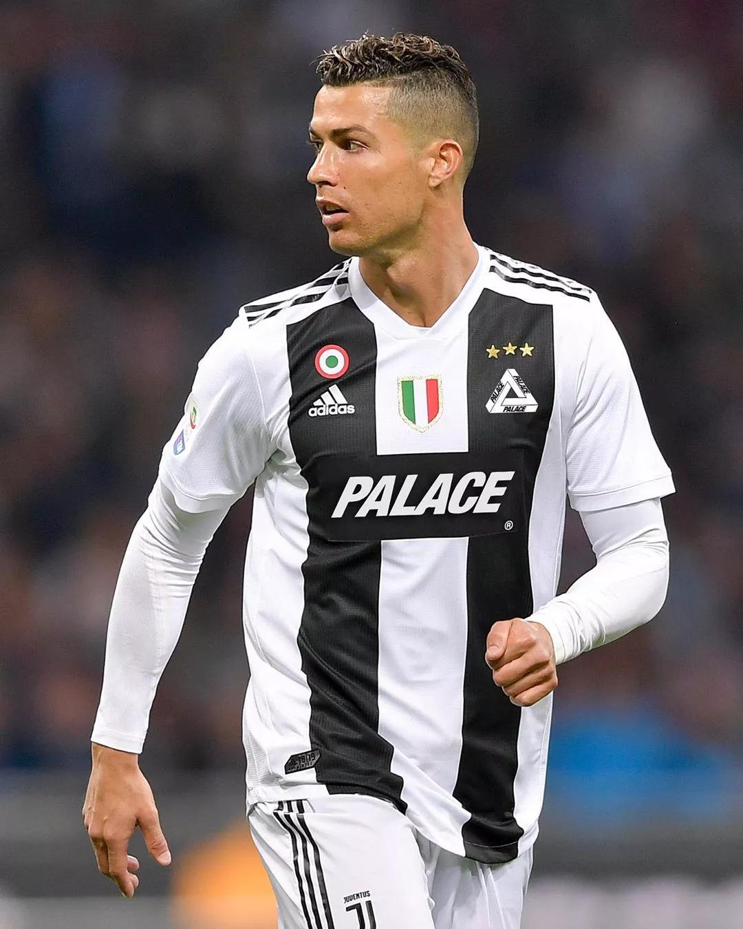 张伯霖：自己进几个球无所谓，只要球队能小组第一出线就行