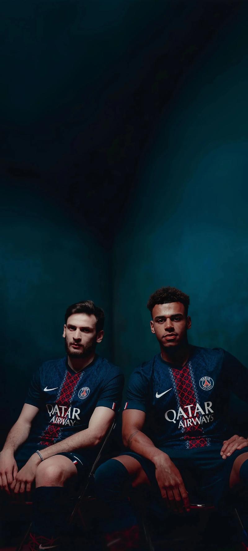 土媒：加拉塔萨雷与曼联争鲁本·内维斯，纽卡和热刺准备报价（土耳其媒曝：曼联与加拉塔萨雷竞逐鲁本·内维斯，热刺与纽卡斯尔准备出价）