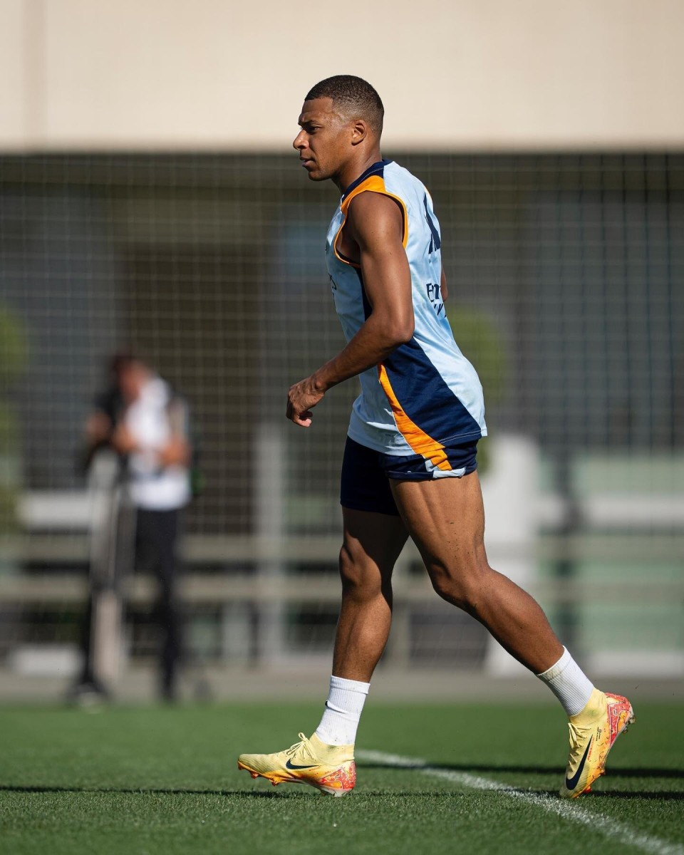 前中超球员许小龙：金元时代单场奖金千万，球员平时不吃海参