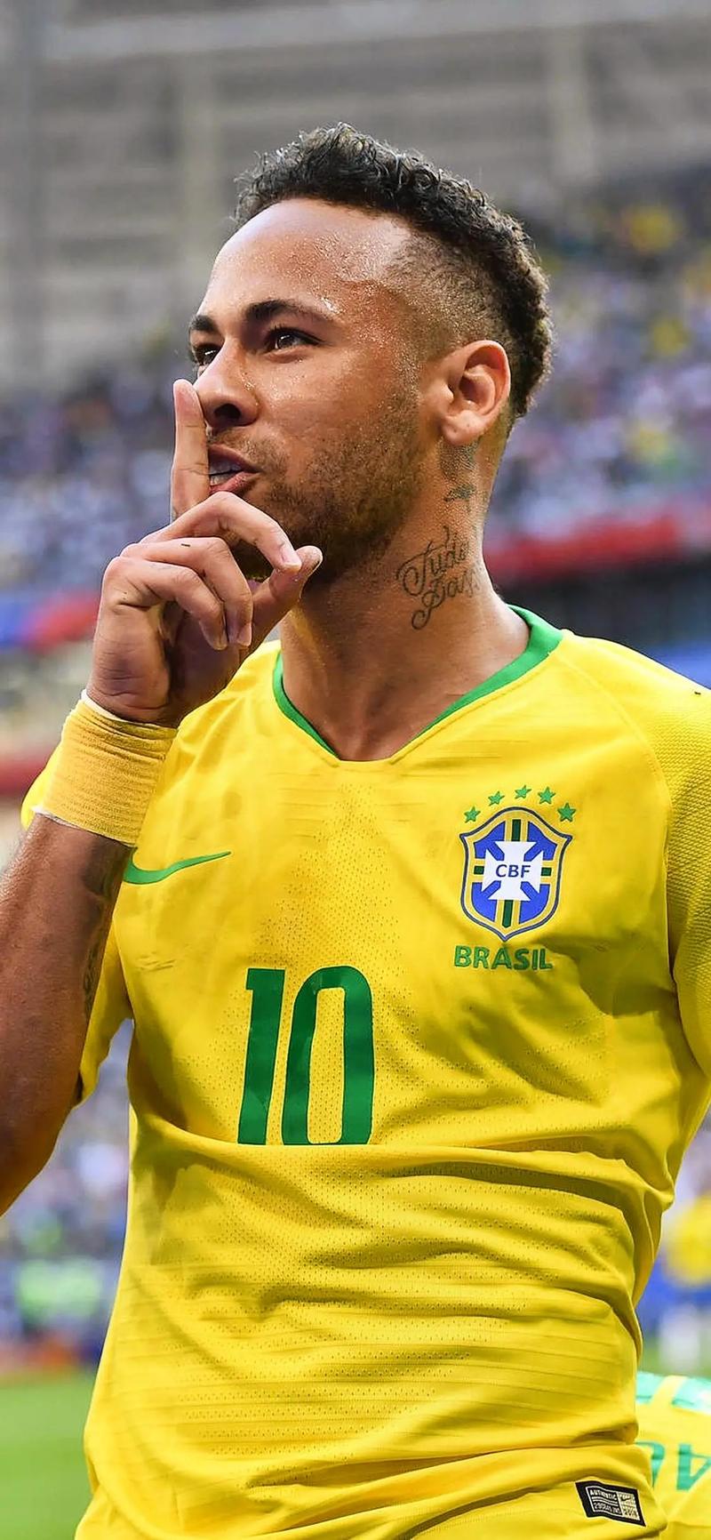 5场比赛打进5球，凯恩当选拜仁10月最佳球员